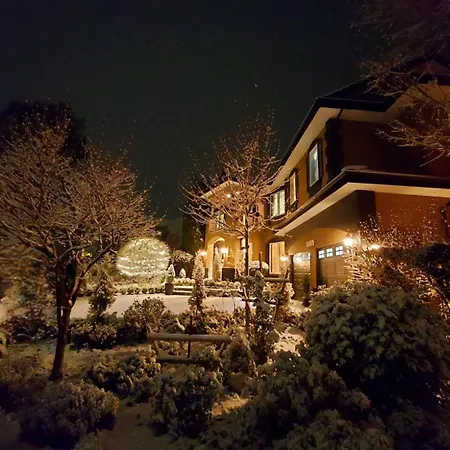 Villa Bellissimo Frantalia Kelowna Exterior photo
